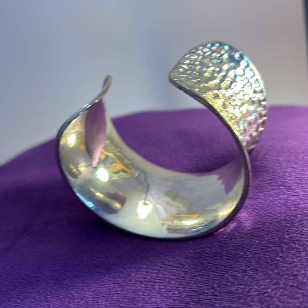 Textured Silver Bangle - Picture 3 of 5